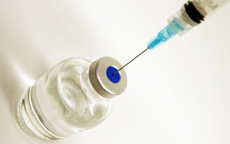 Are there side effects of intra-articular cortisone applications?